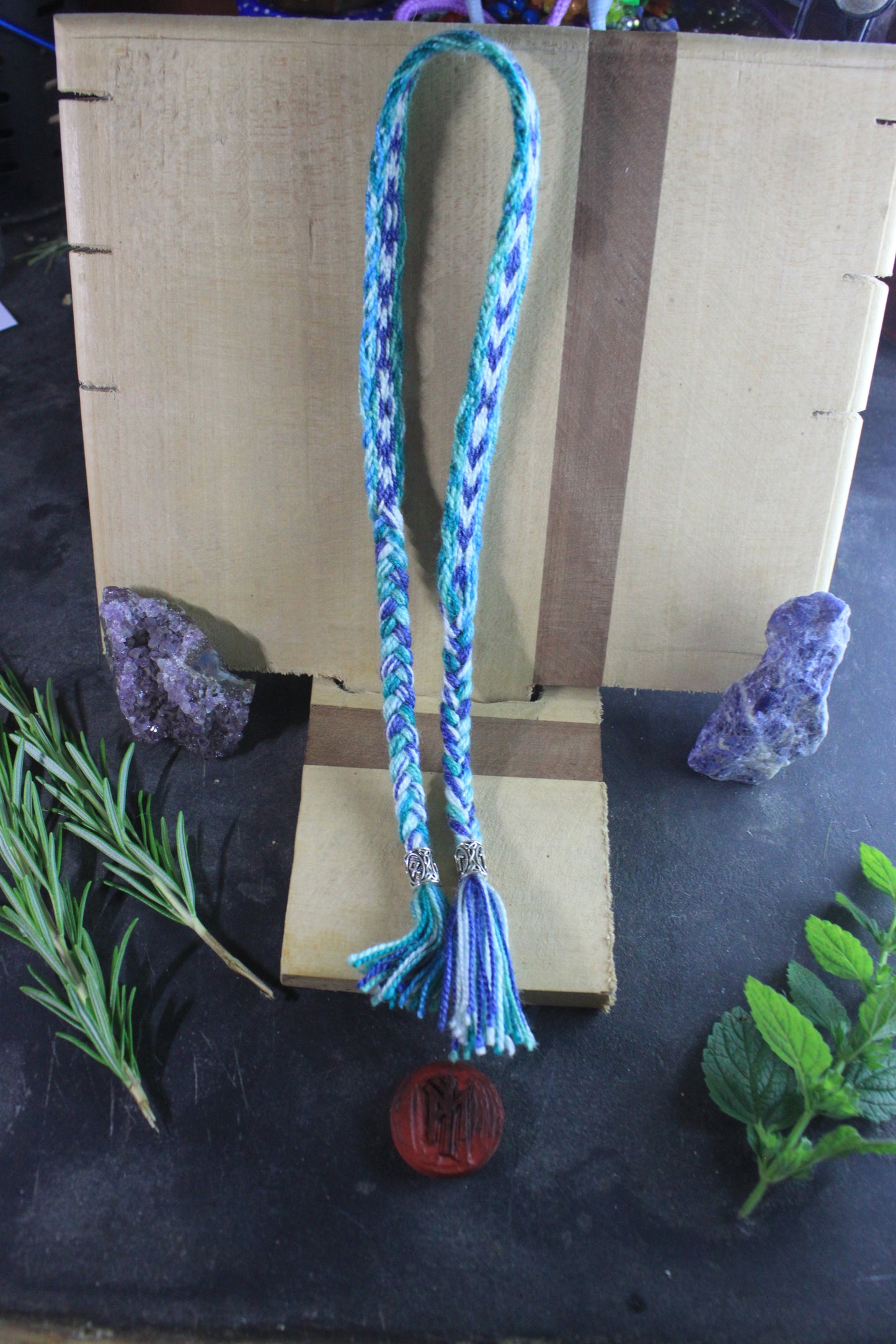 Bracelet Long Njörd - Talisman de Prospérité Tissé aux Cartes